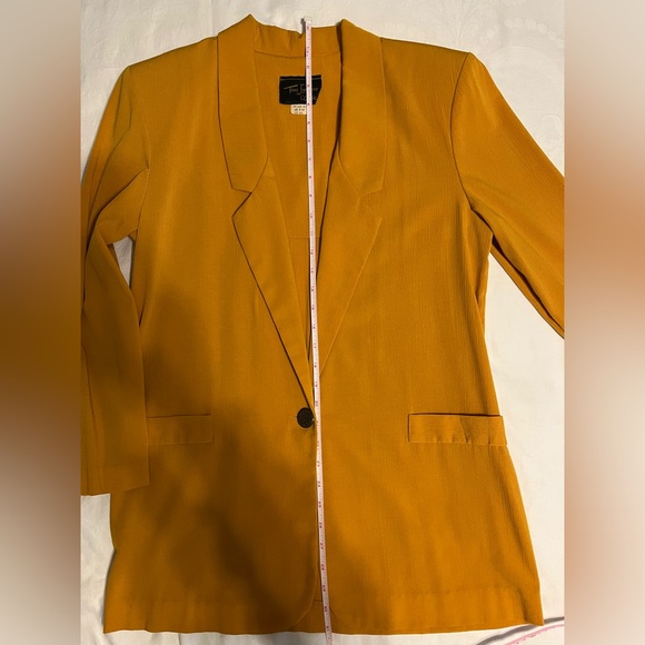 Vintage 1980's Toni Garment for CC Magic Gold/Yellow Oversized Blazer (size S) - Picture 8 of 8